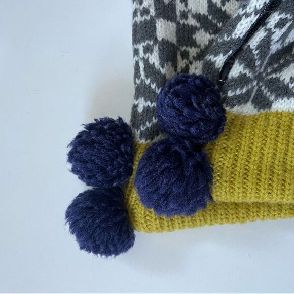 West Elm Knit Wool Blend Pillowcase - Picture 5 of 7